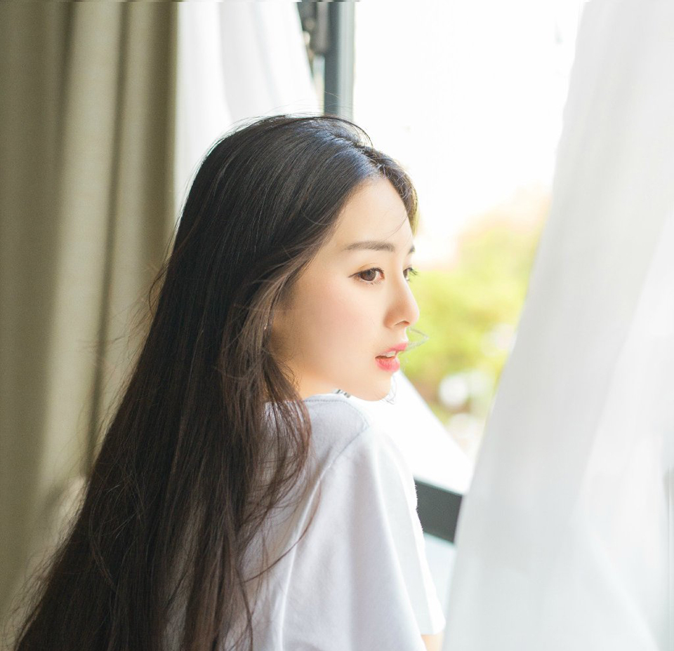 真正的价值并不在人生的舞台上，而在我们扮演的角色中。